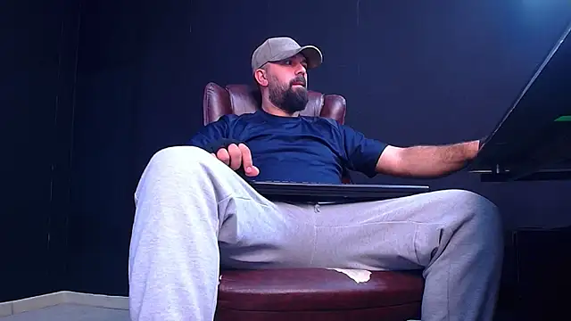 Snapshot of JackEthann chatting on 09/10/25, 05:07 JackEthann online show from 09/10/25, 05:07