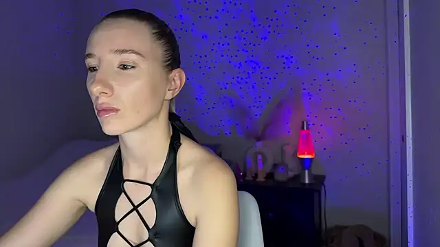 Snapshot of kalye_star chatting on 12/13/24, 02:21 kalye star online show from 12/13/24, 02:21