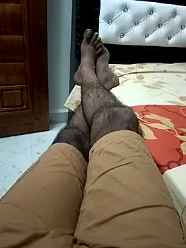 Snapshot of You_are__mine_ chatting on 02/21/25, 10:39 You are  mine  online show from 02/21/25, 10:39