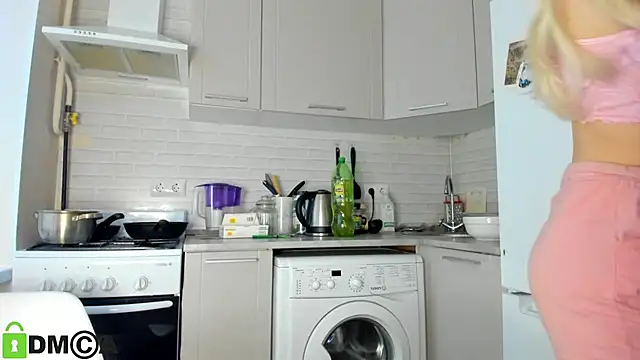  Alice Kitty online show from 01/28/25, 08:57