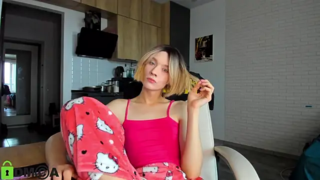  Alice Kitty online show from 10/17/25, 06:27