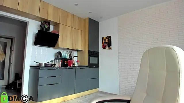  Alice Kitty online show from 10/24/25, 08:33