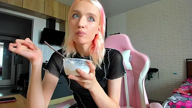 Alice Kitty online show from 07/20/26, 10:39
