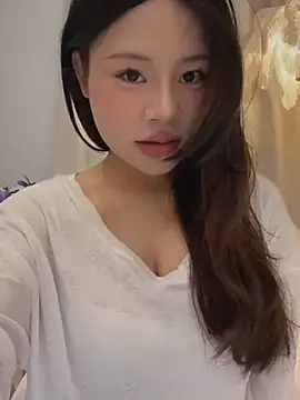 Hot Mm online show from 05/02/26, 08:41