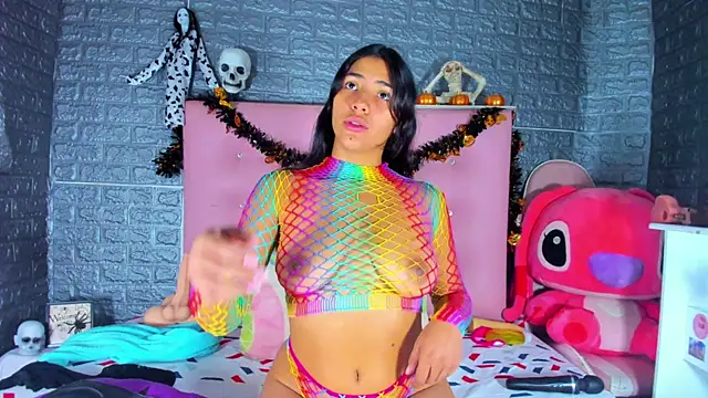 AriannaLewiis online show from 10/18/25, 07:36