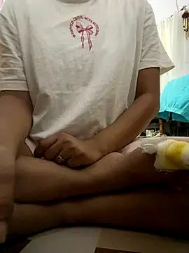 Snapshot of samayra124 chatting on 09/16/25, 06:25 samayra124 online show from 09/16/25, 06:25