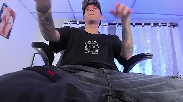 FrannBoy online show from 03/15/25, 07:38