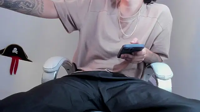 FrannBoy online show from 03/07/26, 04:20