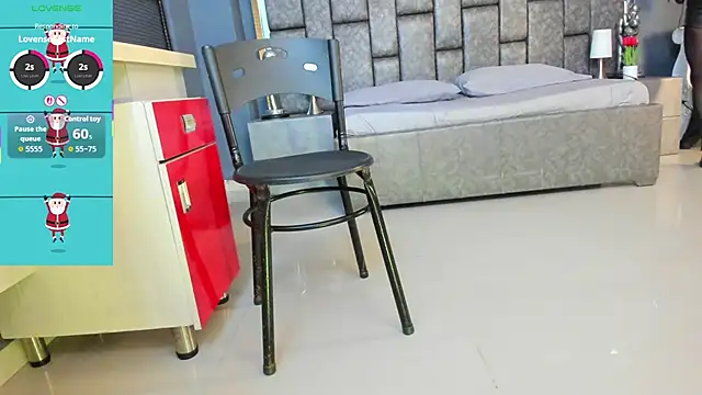 Snapshot of Matureyulyet chatting on 12/20/25, 10:39 Matureyulyet online show from 12/20/25, 10:39