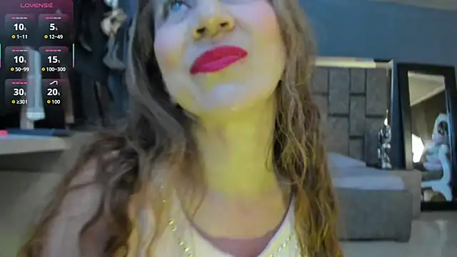 Snapshot of Matureyulyet chatting on 02/05/26, 08:24 Matureyulyet online show from 02/05/26, 08:24