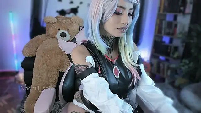 Naomii Soto online show from 02/15/26, 09:00