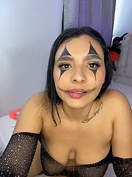 Snapshot of Madyson_Hot chatting on 10/29/25, 02:08 Madyson Hot online show from 10/29/25, 02:08