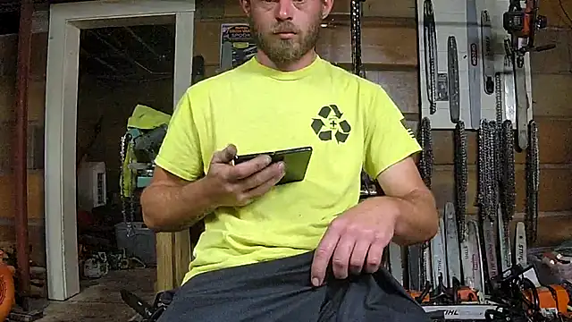 Snapshot of Bigoleslong98765 chatting on 10/19/25, 06:19 Bigoleslong98765 online show from 10/19/25, 06:19