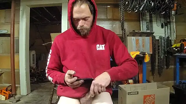 Snapshot of Bigoleslong98765 chatting on 11/30/25, 09:02 Bigoleslong98765 online show from 11/30/25, 09:02