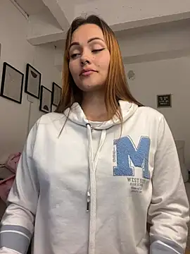 Snapshot of Miss-Abbii chatting on 01/18/25, 12:13 Miss-Abbii online show from 01/18/25, 12:13