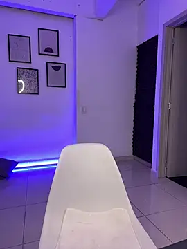 Snapshot of Miss-Abbii chatting on 03/07/25, 07:27 Miss-Abbii online show from 03/07/25, 07:27