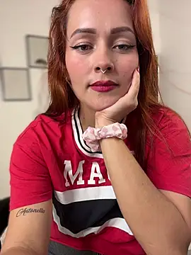 Snapshot of Miss-Abbii chatting on 11/13/25, 09:25 Miss-Abbii online show from 11/13/25, 09:25