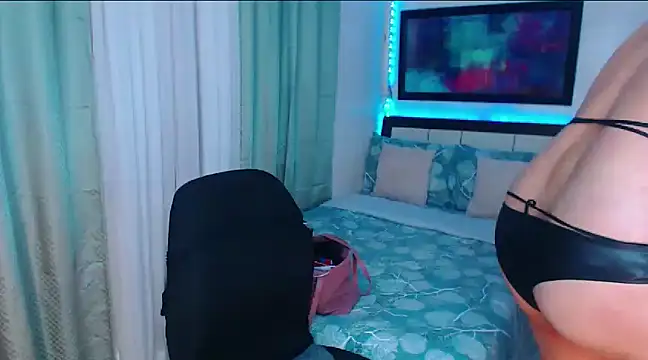 Heavenly Treats online show from 01/18/25, 07:07