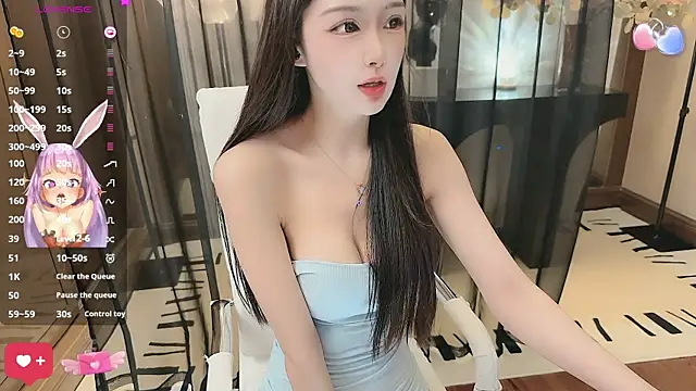 Snapshot of Aisi-20 chatting on 10/05/25, 07:39 Aisi-20 online show from 10/05/25, 07:39