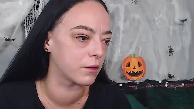 IzabelllNoir online show from 10/27/25, 09:02