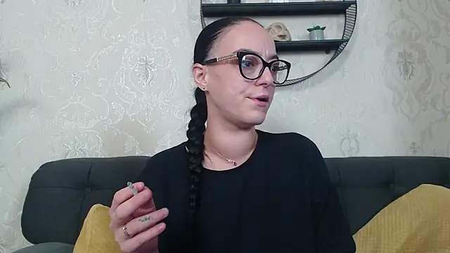 IzabelllNoir online show from 11/29/25, 06:27