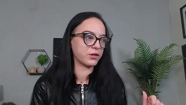 IzabelllNoir online show from 05/10/26, 07:57