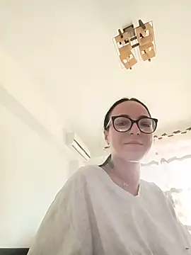 IzabelllNoir online show from 05/31/26, 12:56