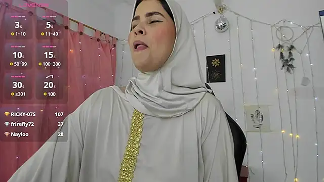 Snapshot of AishaAmin_ chatting on 02/08/25, 02:47 AishaAmin  online show from 02/08/25, 02:47