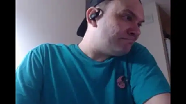 Snapshot of jcrew1279 chatting on 11/08/25, 04:34 jcrew1279 online show from 11/08/25, 04:34