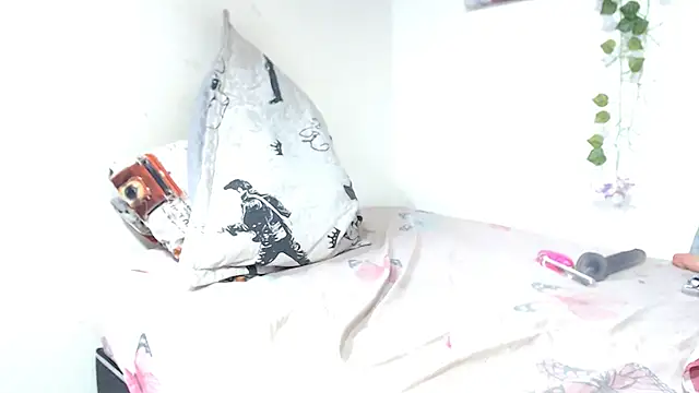 andre20a31 online show from 02/15/25, 09:49