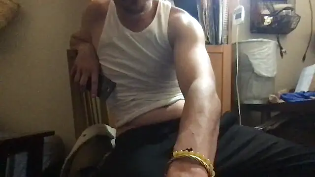 buckaztecc online show from 10/28/25, 07:56