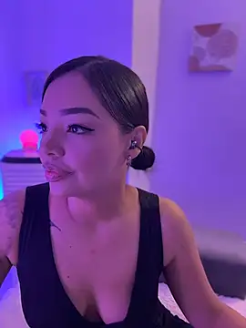 Sara LipsX online show from 12/23/25, 03:37