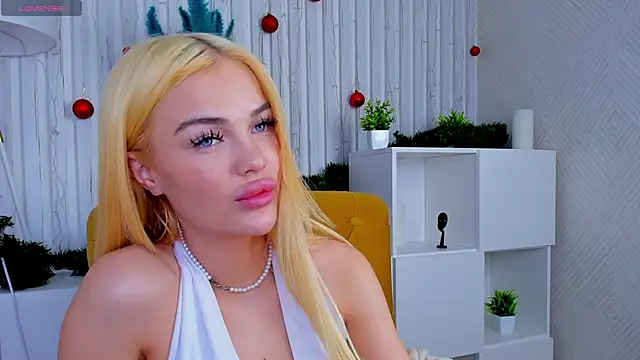 Angel Sapphire  online show from 01/18/25, 03:05