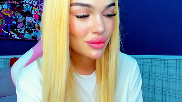 Angel Sapphire  online show from 02/15/25, 03:28