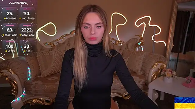 ChloeBrightt online show from 10/01/25, 07:53