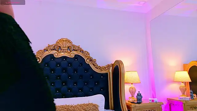 AdelinaVans online show from 01/16/26, 11:36