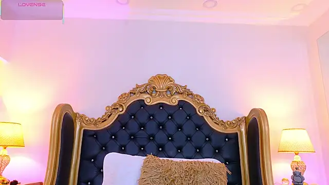 AdelinaVans online show from 02/09/26, 11:36