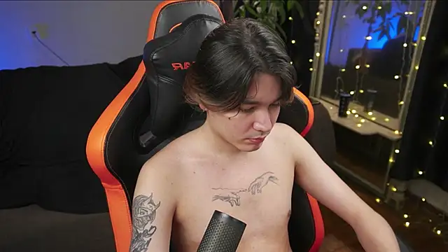 cherrydany online show from 02/17/26, 03:14