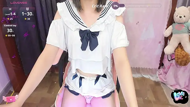 Snapshot of Yuka_Chan chatting on 10/12/25, 01:04 Yuka Chan online show from 10/12/25, 01:04