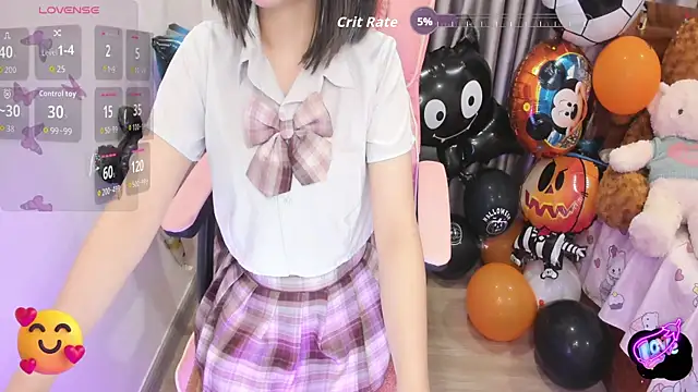 Yuka Chan online show from 10/31/25, 12:50