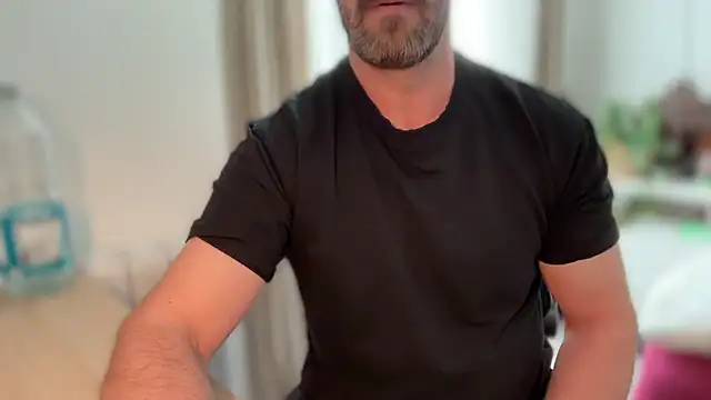 Mr Beef online show from 05/04/26, 10:11