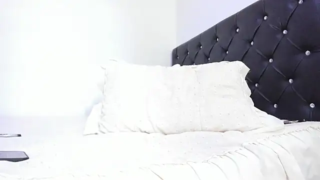 Snapshot of Sebastian-Dash chatting on 03/09/25, 07:15 Sebastian-Dash online show from 03/09/25, 07:15