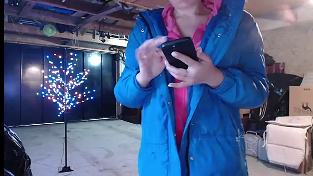  JustmeHere  online show from 12/04/25, 12:36