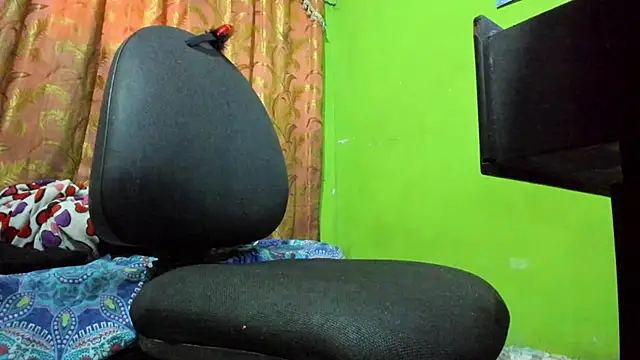 Brenda Smith69 online show from 10/19/25, 08:42