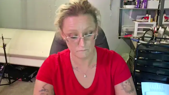 Lisalovely6981 online show from 01/29/25, 08:25