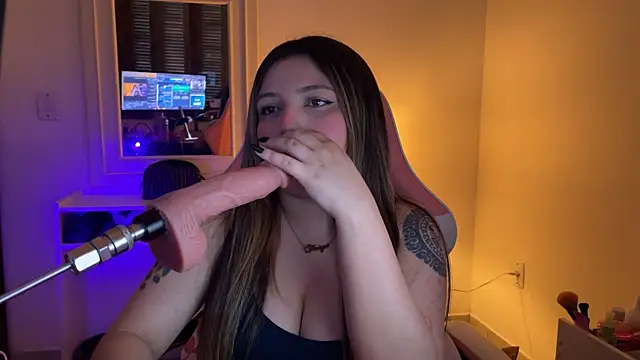 SweetPaige  online show from 09/26/25, 05:50