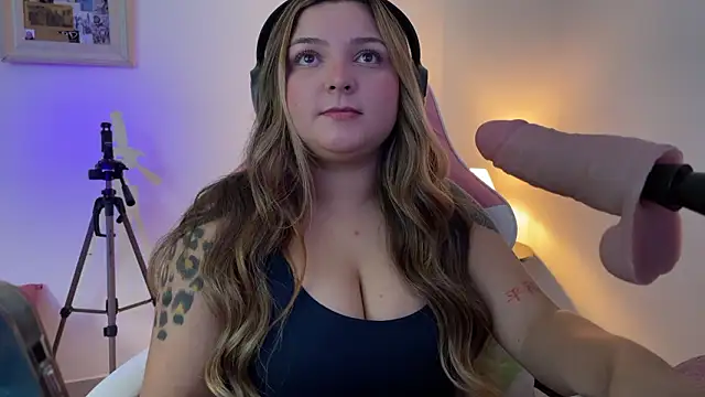 SweetPaige  online show from 03/10/26, 01:27