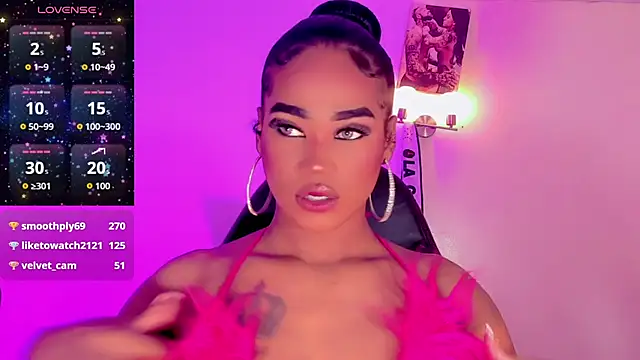 Snapshot of naomy__xx chatting on 12/15/25, 03:16 naomy xx online show from 12/15/25, 03:16