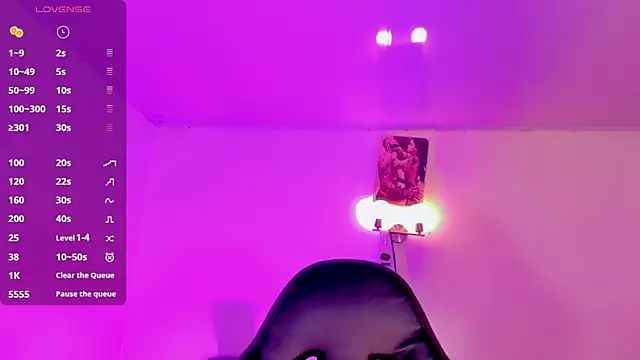 naomy  xx online show from 12/17/25, 03:12