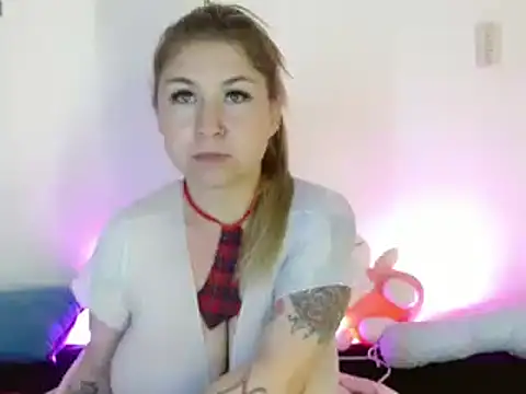 kittycatw online show from 01/07/25, 09:07